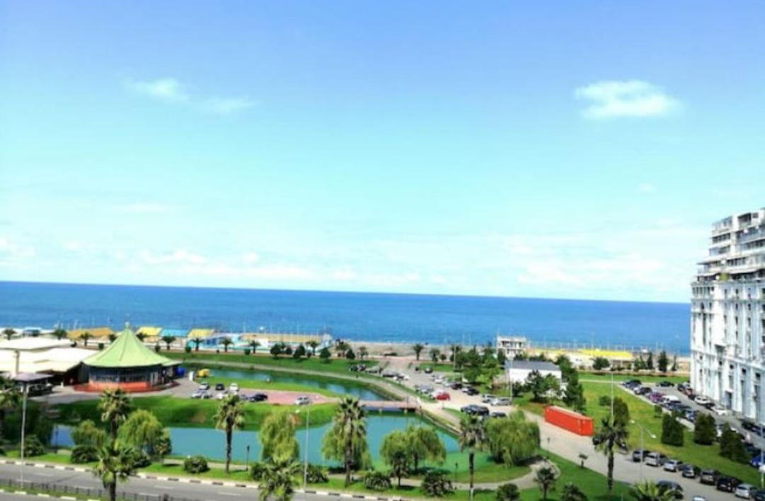 Gorgiladze Black Sea Apartment Batumi Exterior foto